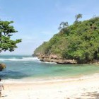 Lokasi Dan Keindahan Pantai Ngliyep Malang
